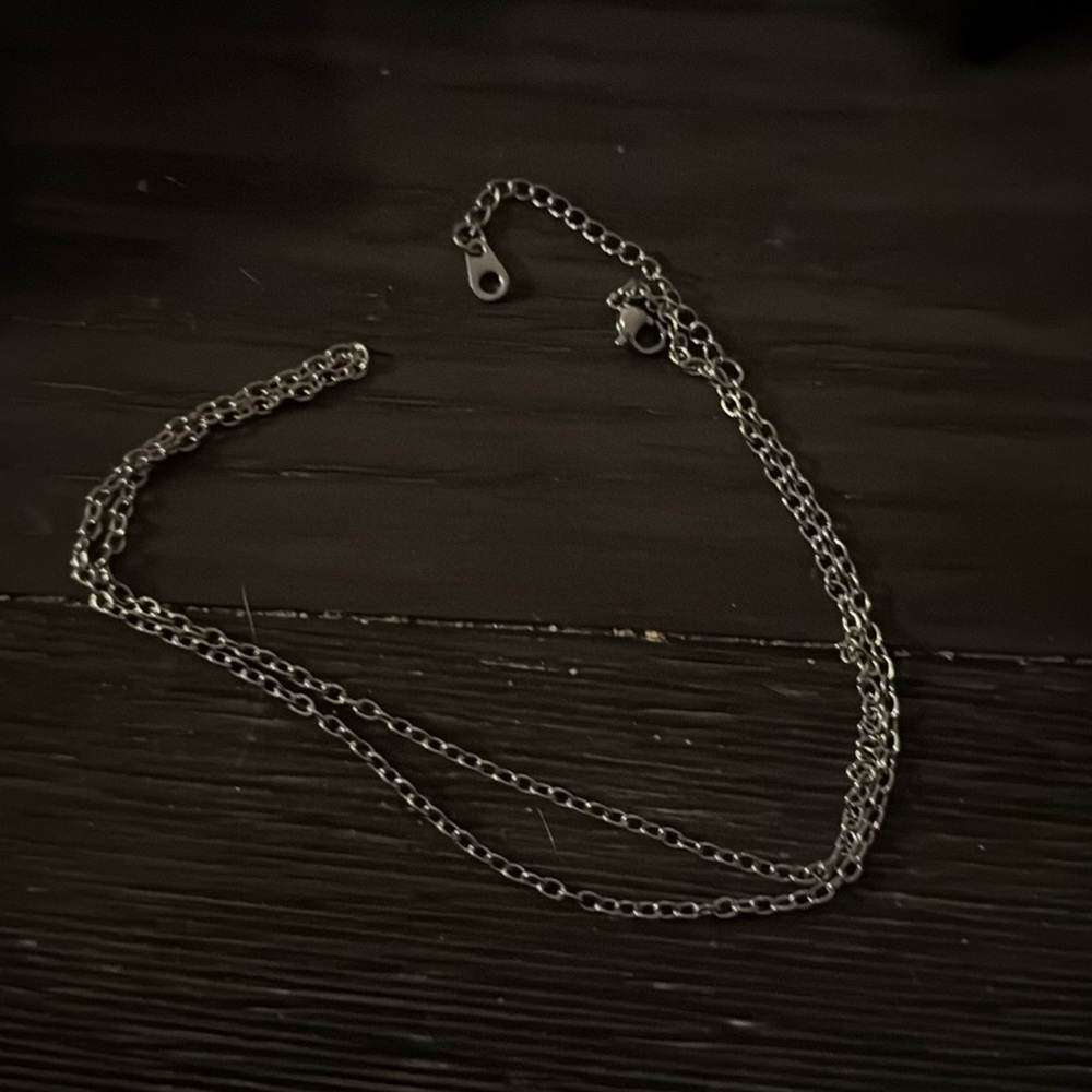 Locket - Picture 2 of 7